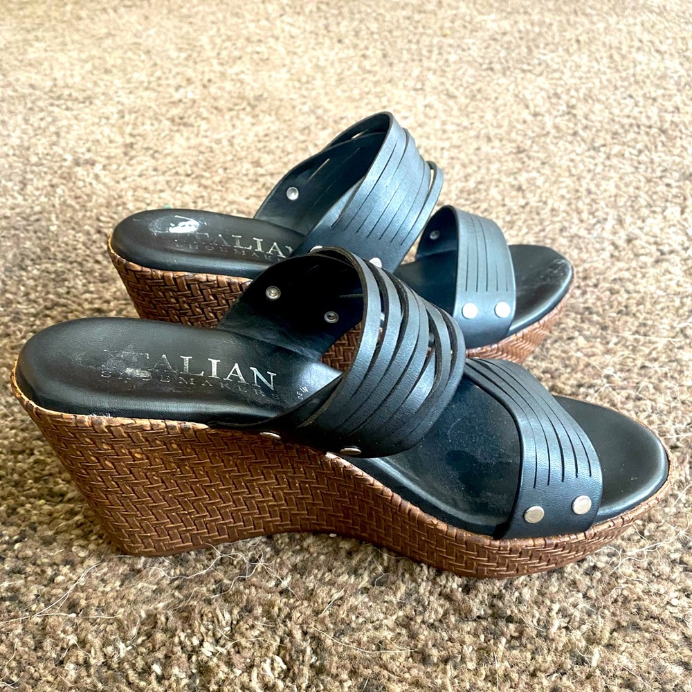 Women’s size 6.5 Italian Shoemakers wedge sandal